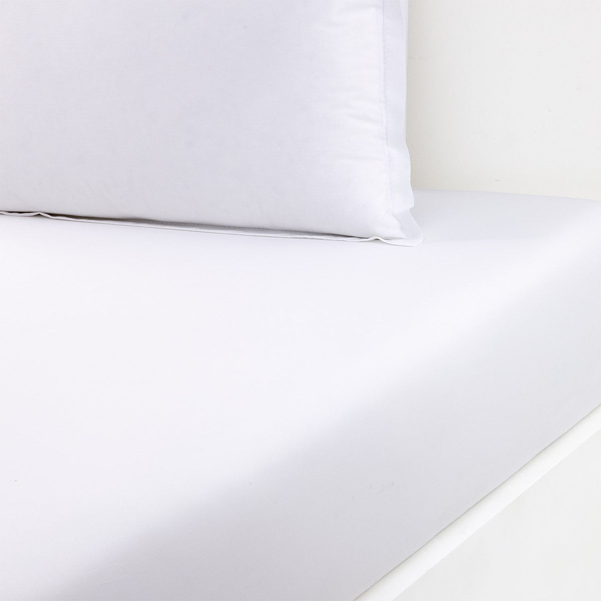 Yves Delorme Batiste Fitted Sheet - Blanc
