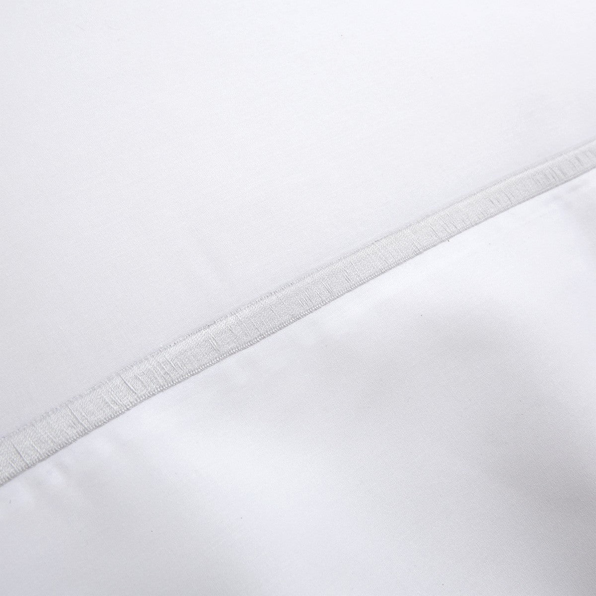 Yves Delorme Athena Pillowcase - Blanc