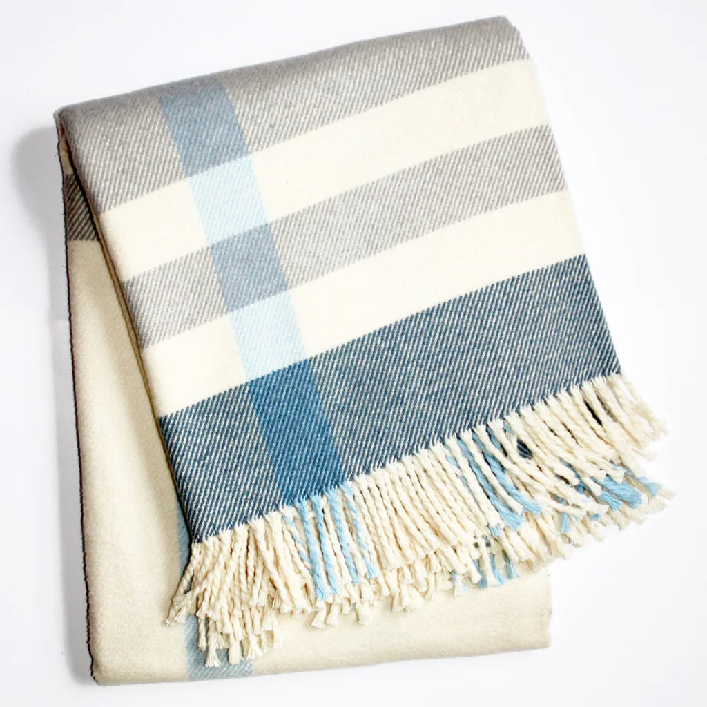 Large Plaid Throw- Cream/Blue