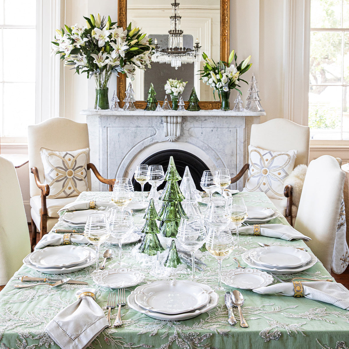 Juliska Berry Thread flared dinner plate whitewash