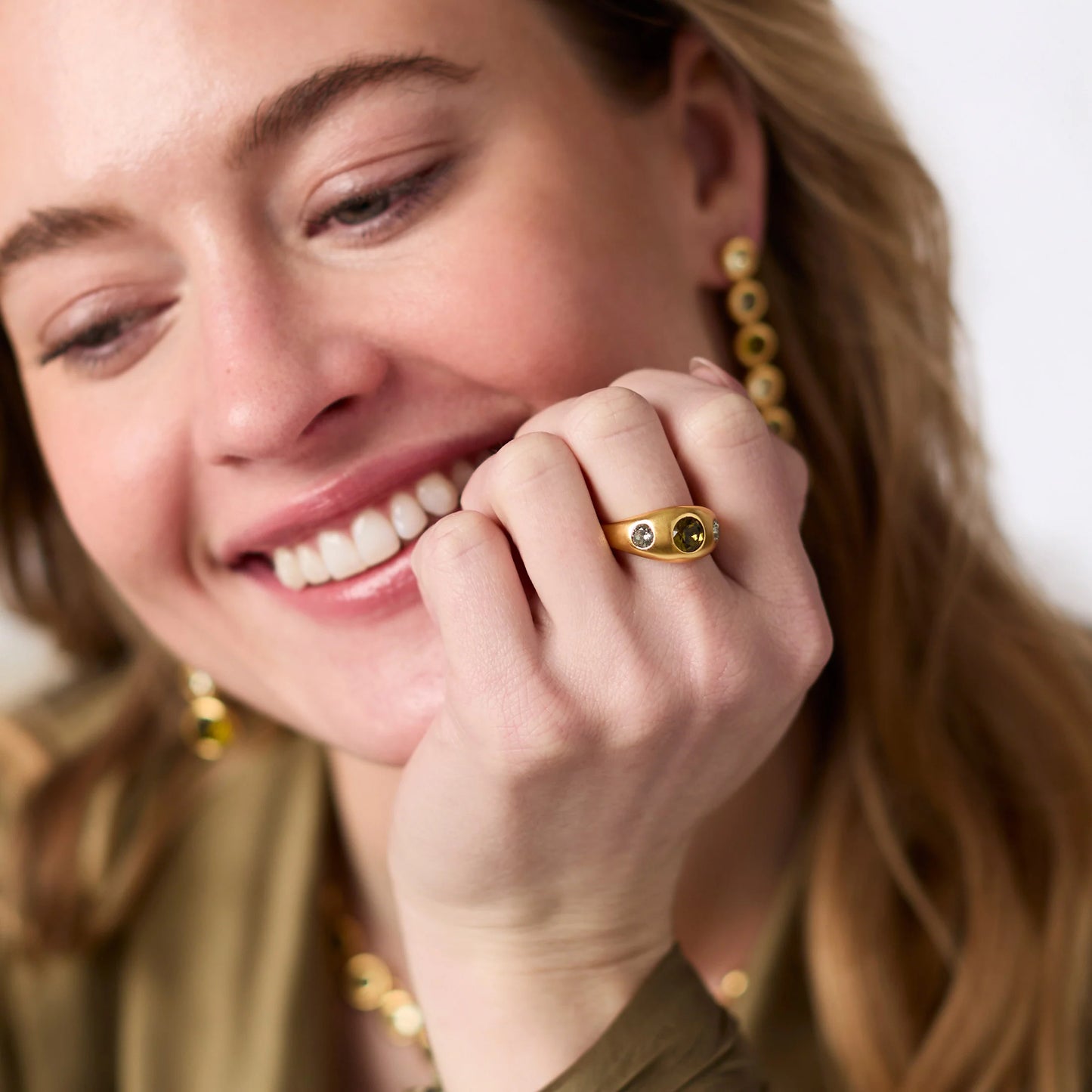 Julie Vos Rainbow Signet Ring - Shades of Jade