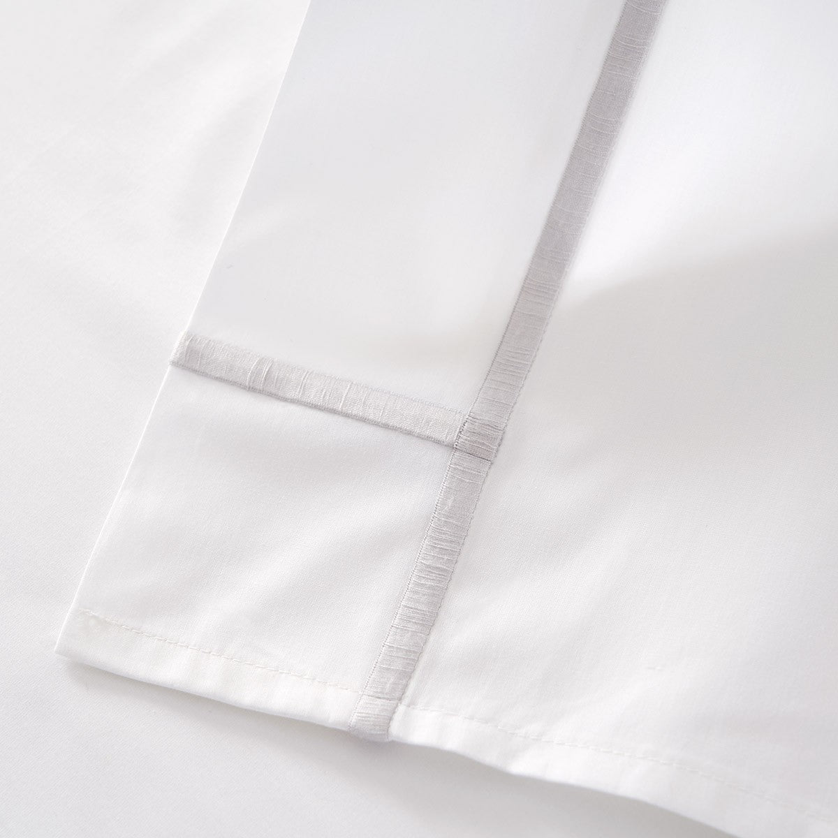 Yves Delorme Athena Flat Sheet - Silver