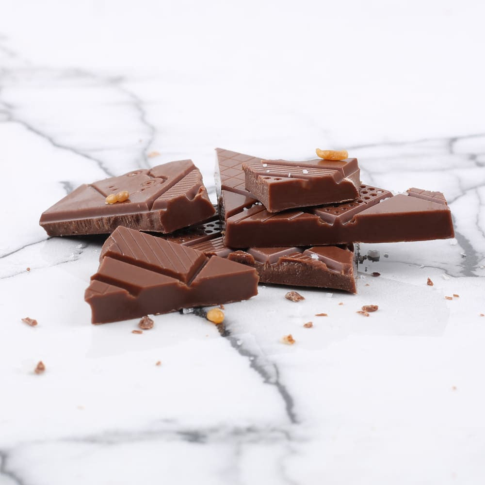 Le Chocolat des Français Can Can Salted Caramel Chocolate Bar 
