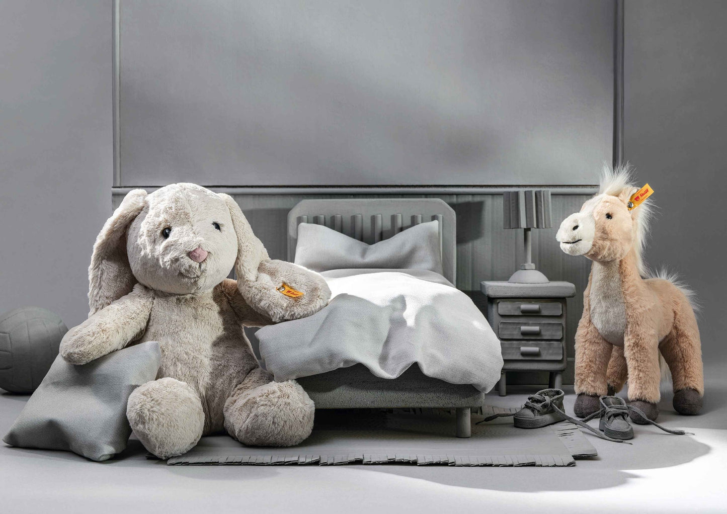 Steiff Gola Standing Horse - La Petite Maison