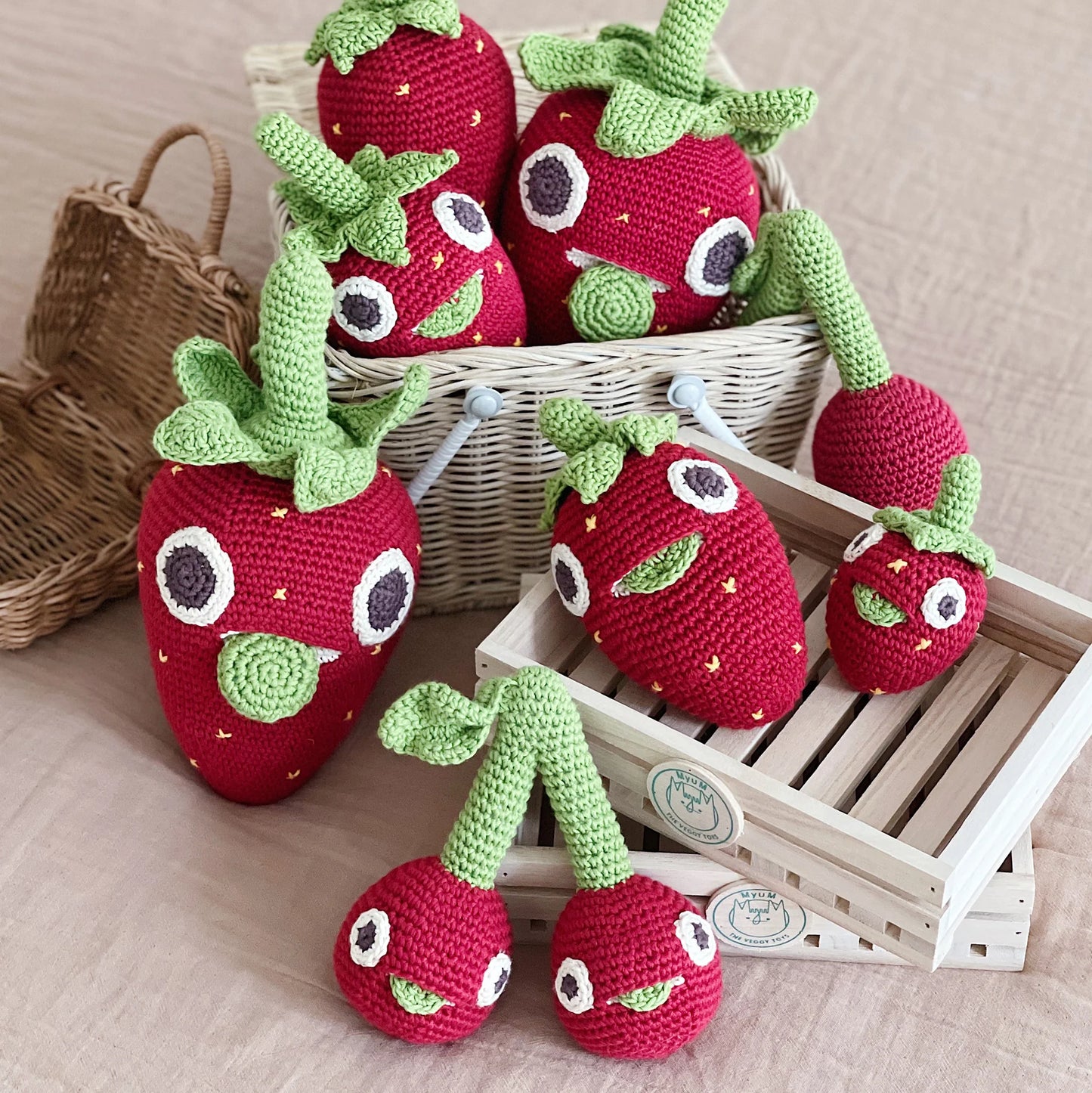 MyuM Cherry Rattle - La Petite Maison