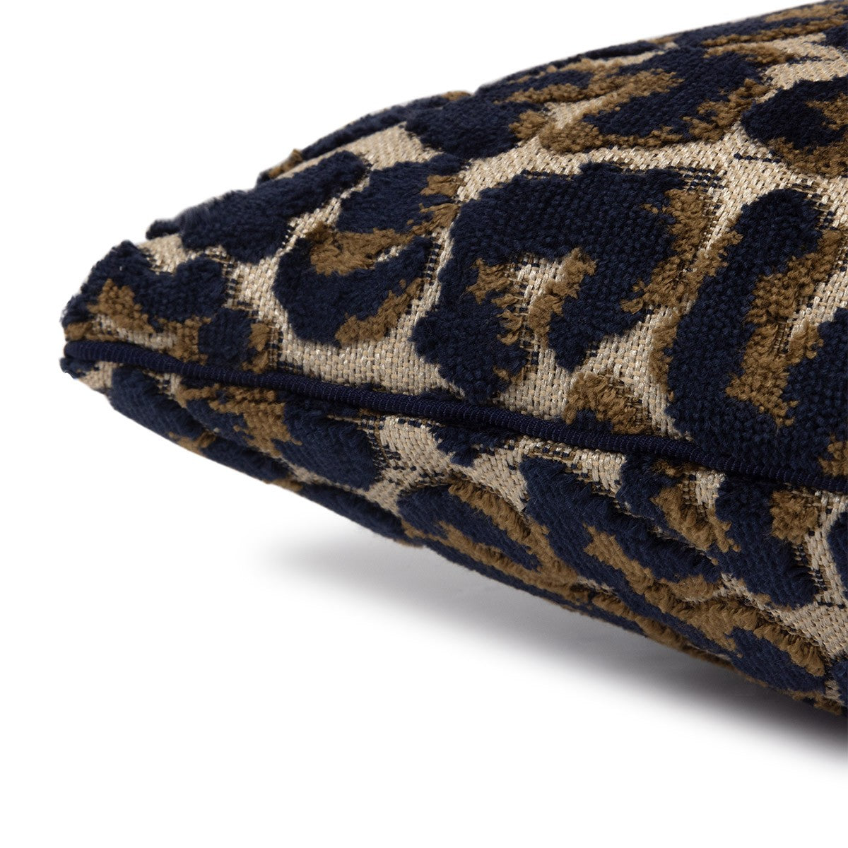 Yves Delorme Léopard Decorative Pillow