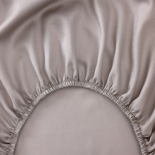 Yves Delorme Triomphe Fitted Sheet - Loutre