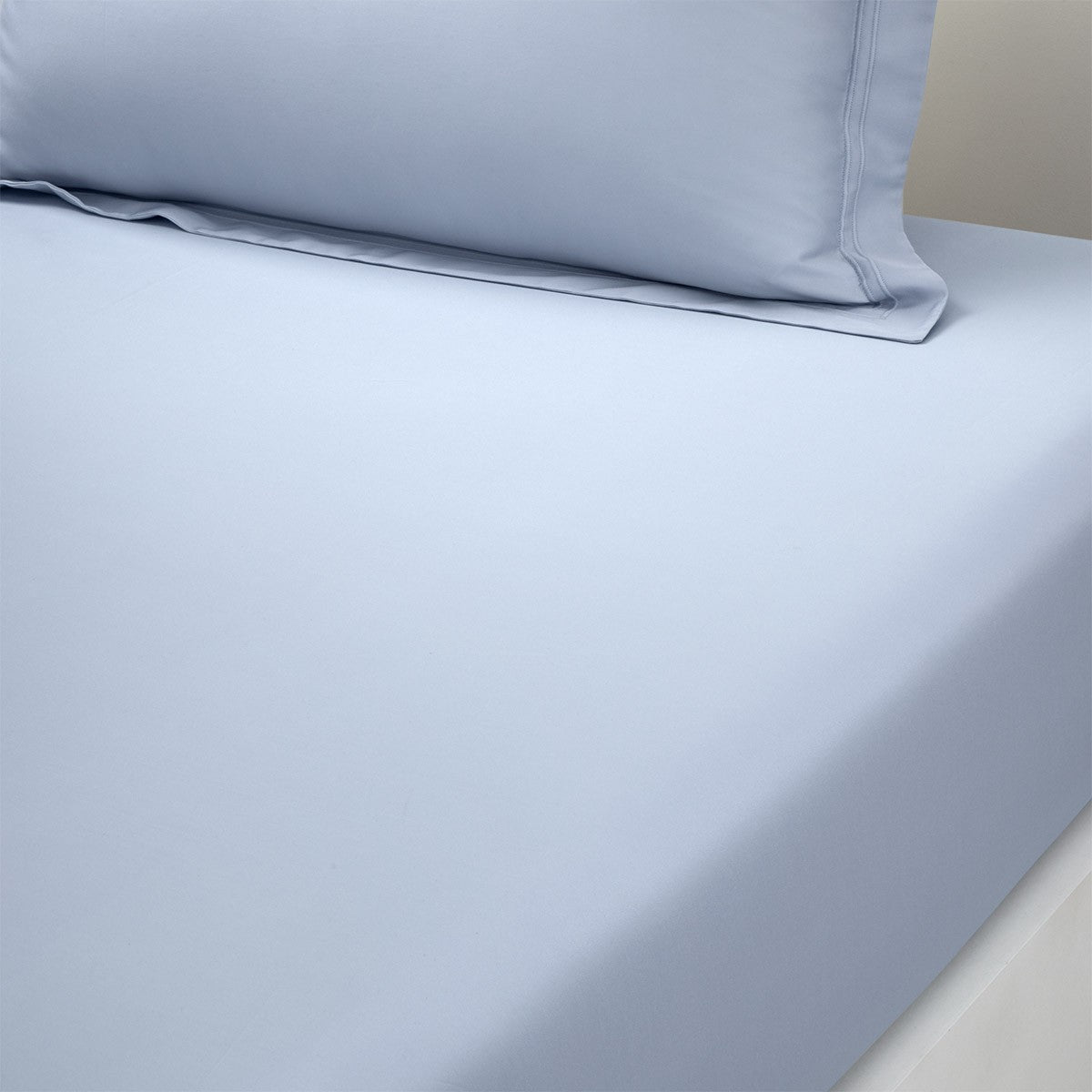 Yves Delorme Triomphe Fitted Sheet - Celeste
