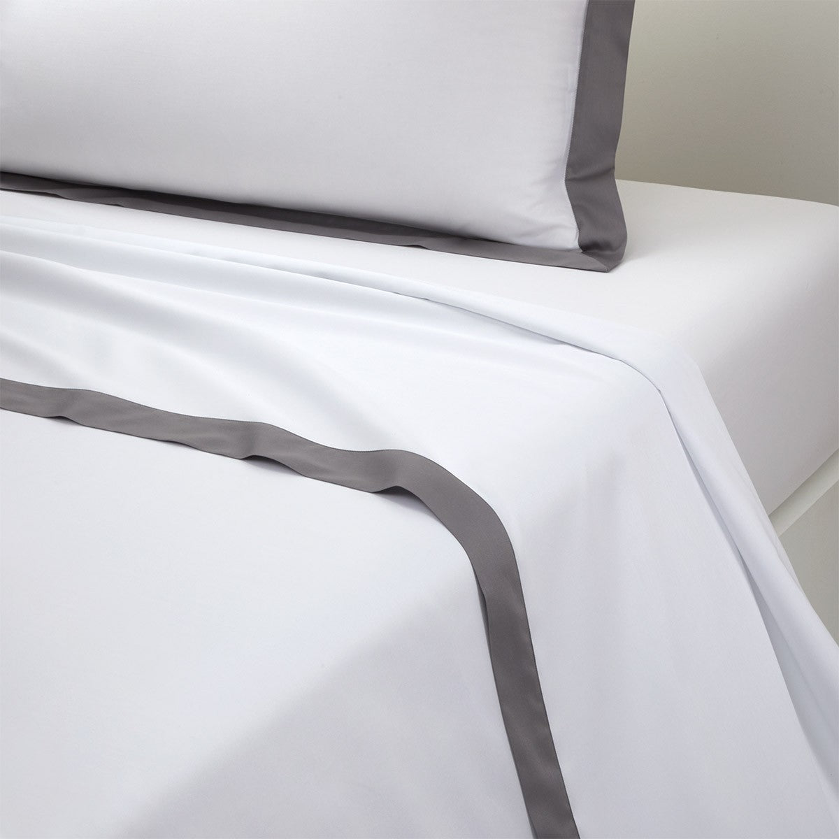 Yves Delorme Linea Flat Sheet - Platine