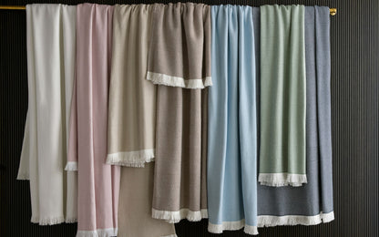 Matouk Leo Oversize Throw - 60x90