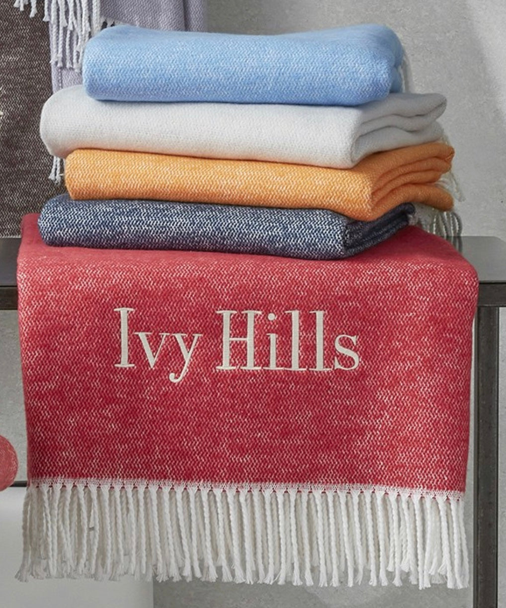 Matouk Pezzo Throw Monogramed