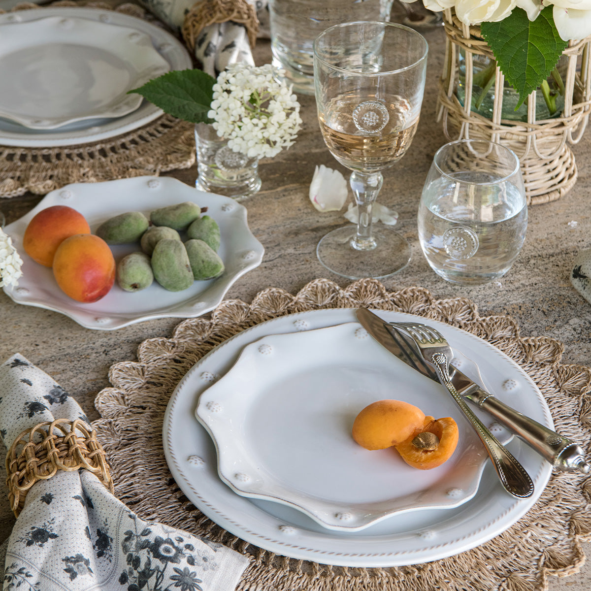 Juliska Berry Thread Dinner plate whitewash