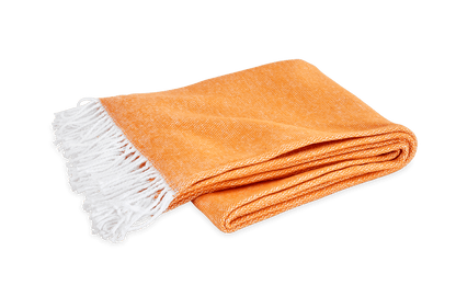 Pezzo Throw