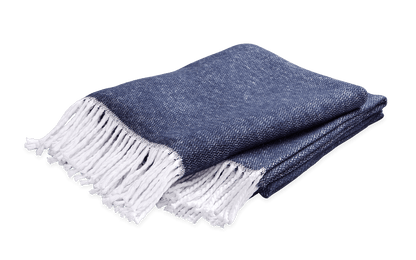 Pezzo Throw
