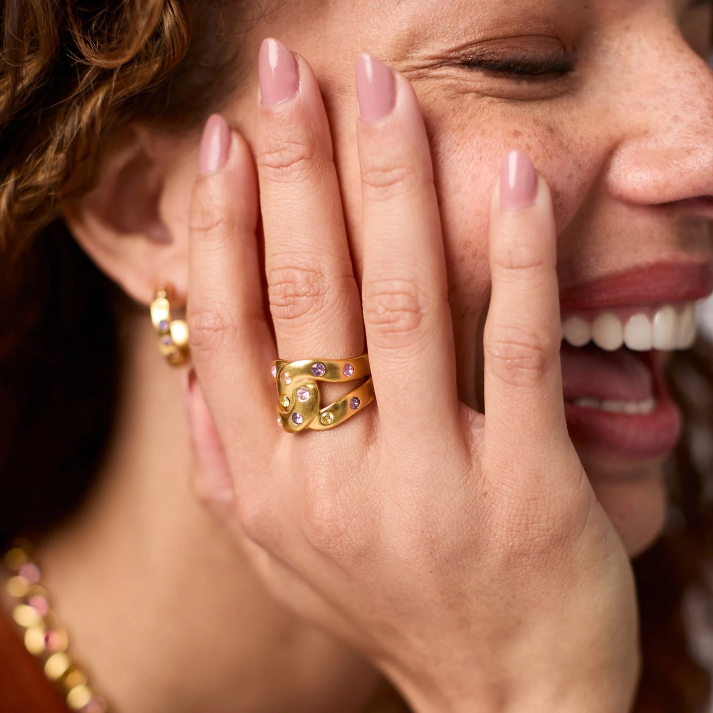 Julie Vos Rainbow Infinity Ring - Champagne Radiance