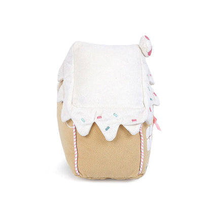 Mon Ami Gingerbread House - La Petite Maison