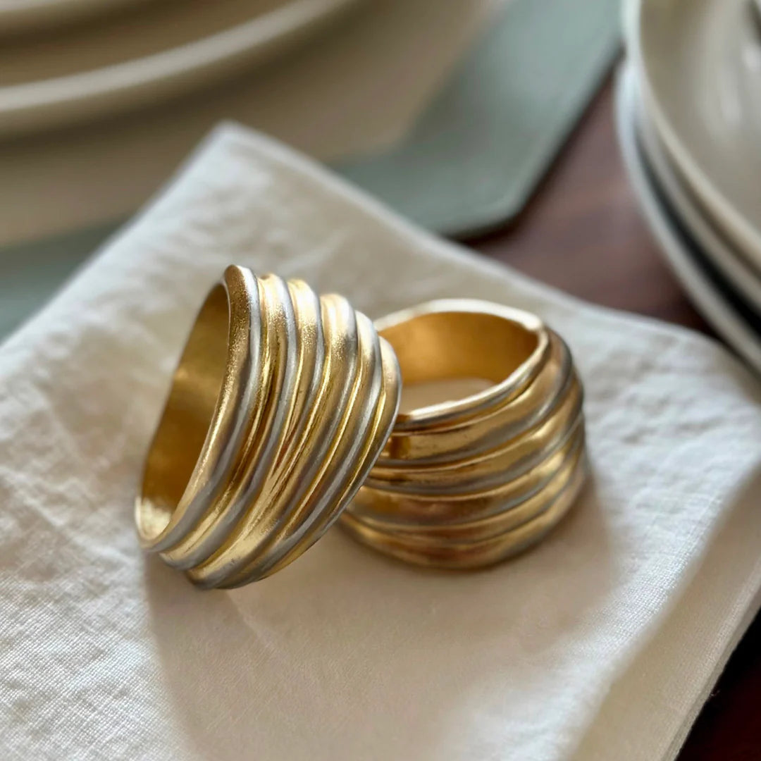 Swirl Napkin Ring- Silver/Gold