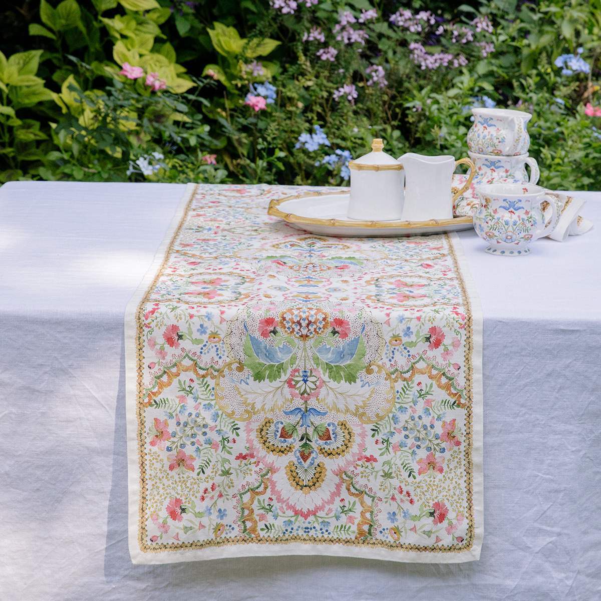 Juliska Sofia Table Runner - Multi
