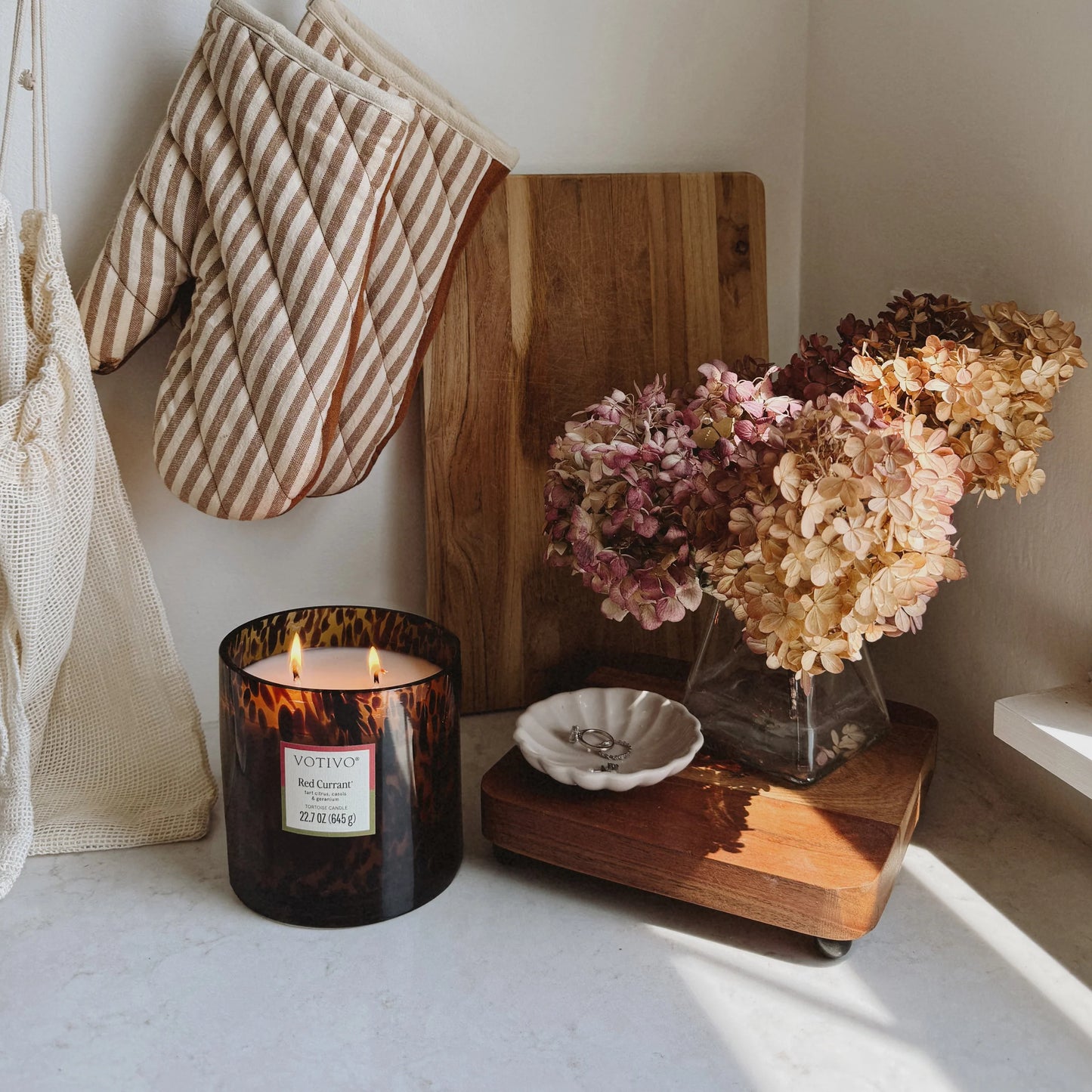 Votivo Red Currant Tortoise Candle - 22.7 oz