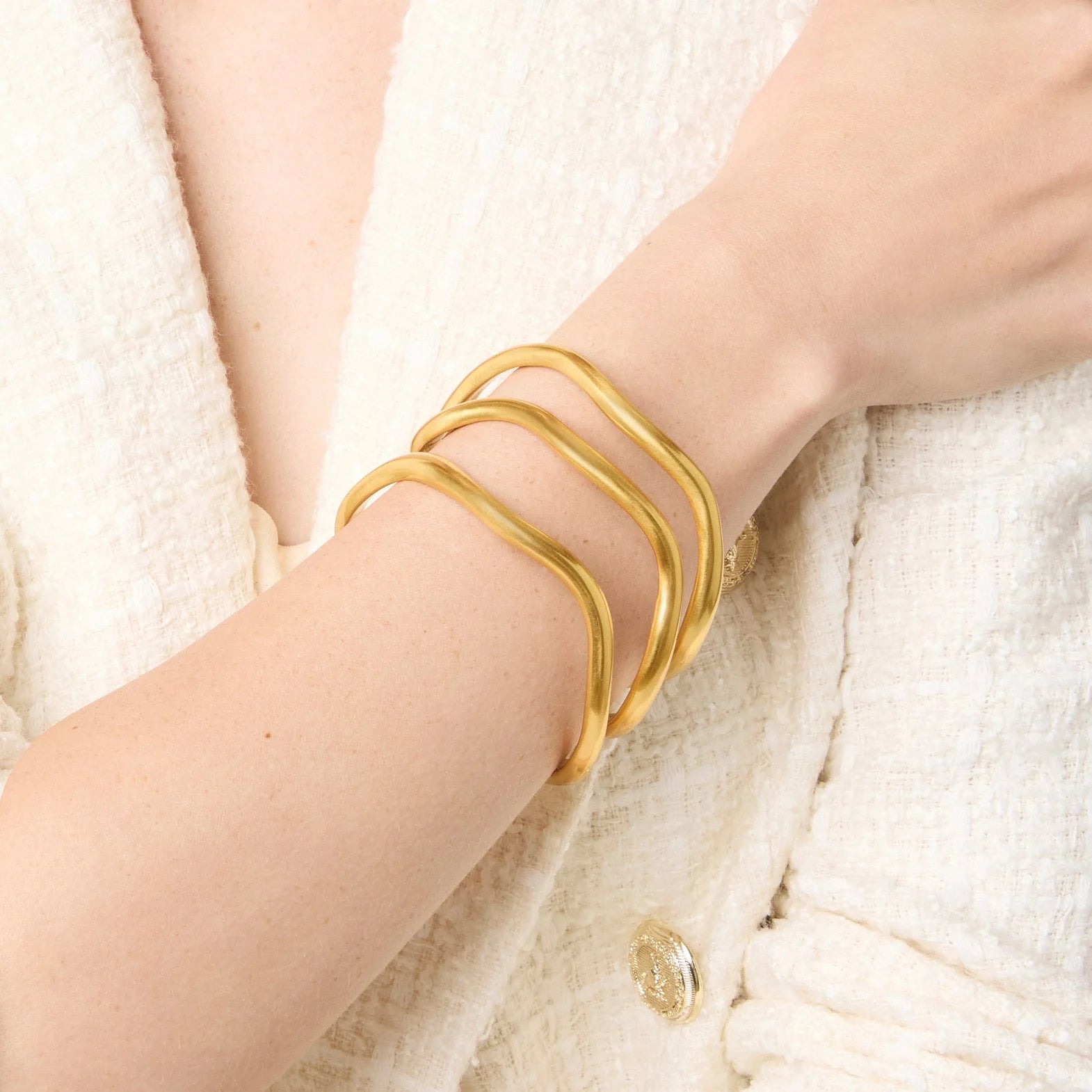 Julie Vos Wave Gold Bangle - La Petite Maison