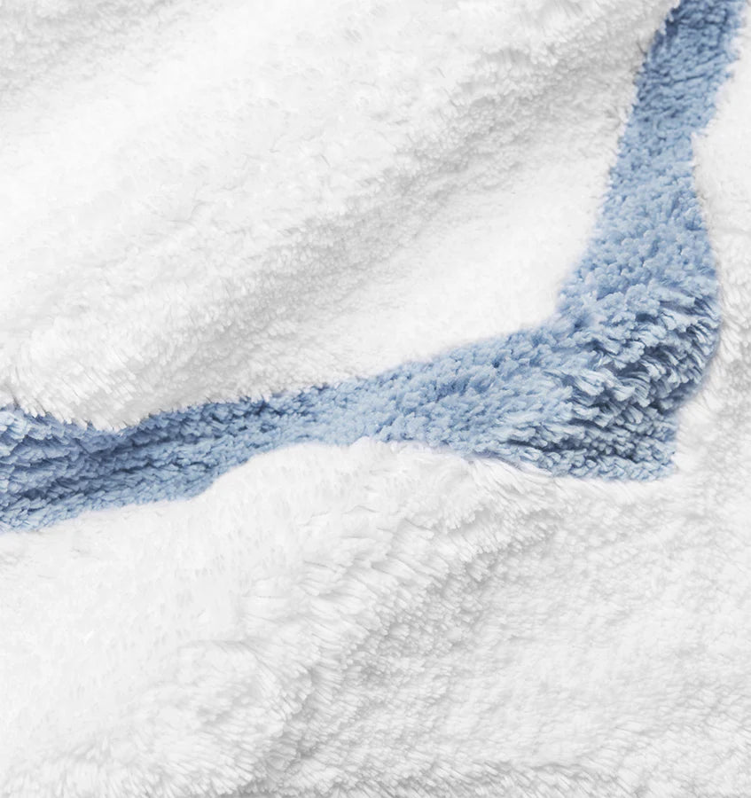 Sferra Lindo Bath Rug - White/Sea, La Petite Maison