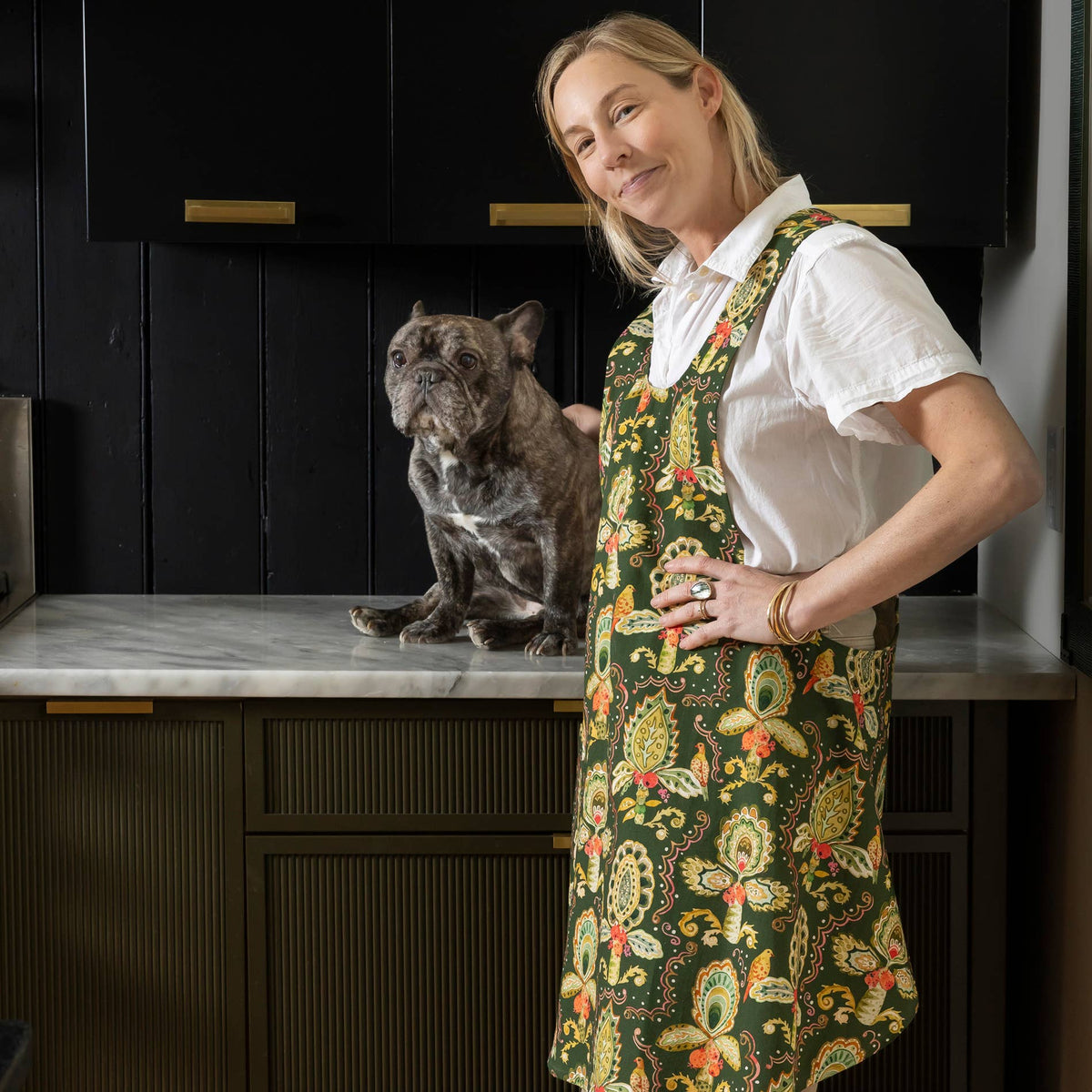 Betsy St. Claire Pinafore Apron- Le Jardin