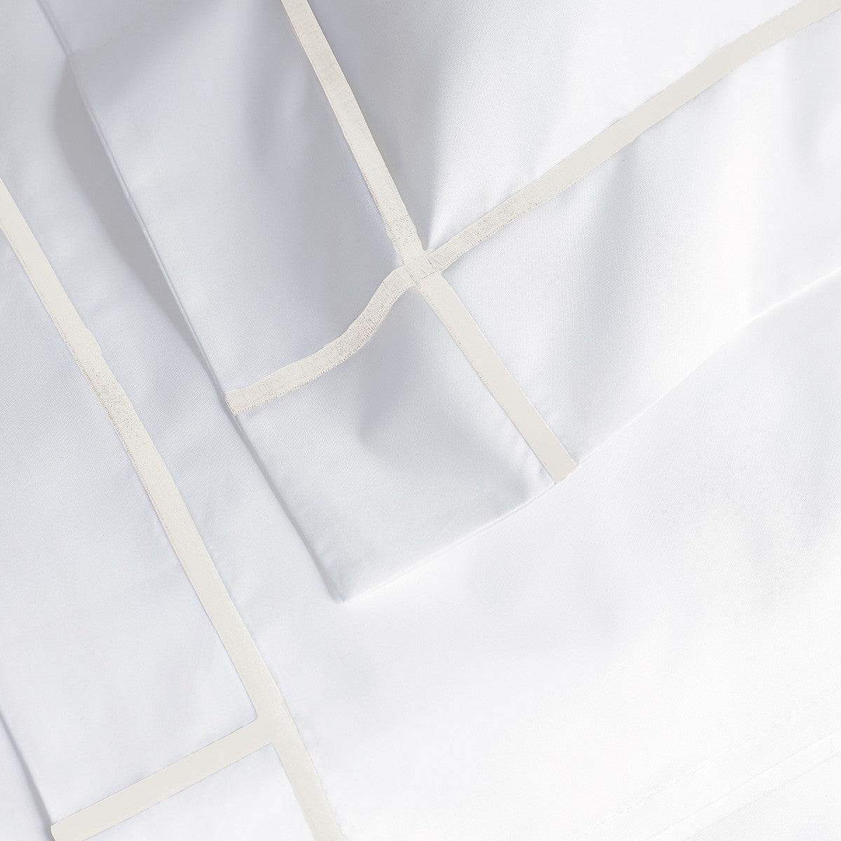 Yves Delorme Athena Sham -  Nacre