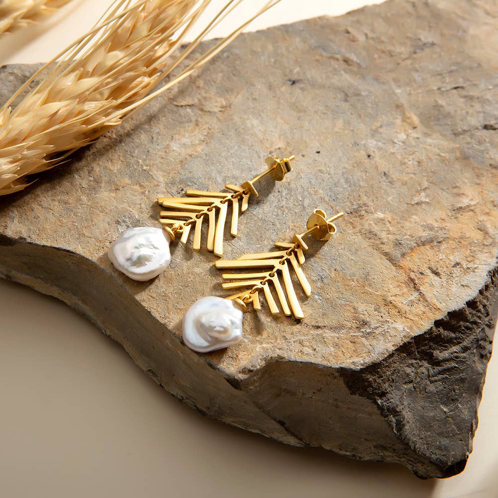 Pearl earrings with matte gold pine needle post
