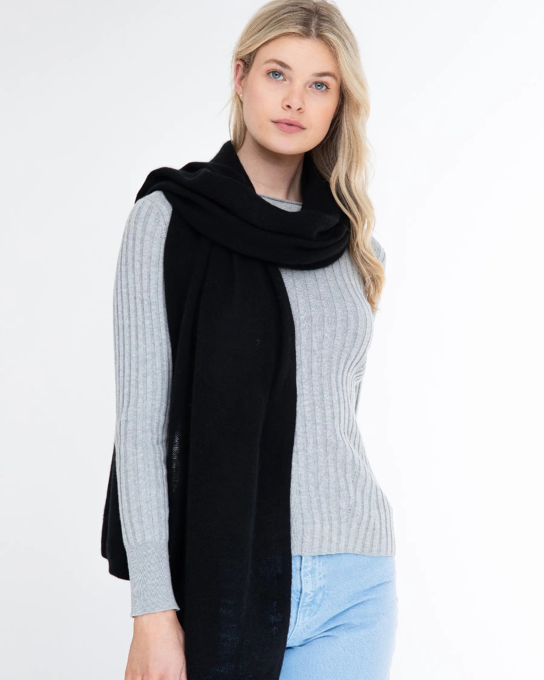 Alashan Cashmere Luxe Mini Travel Wrap