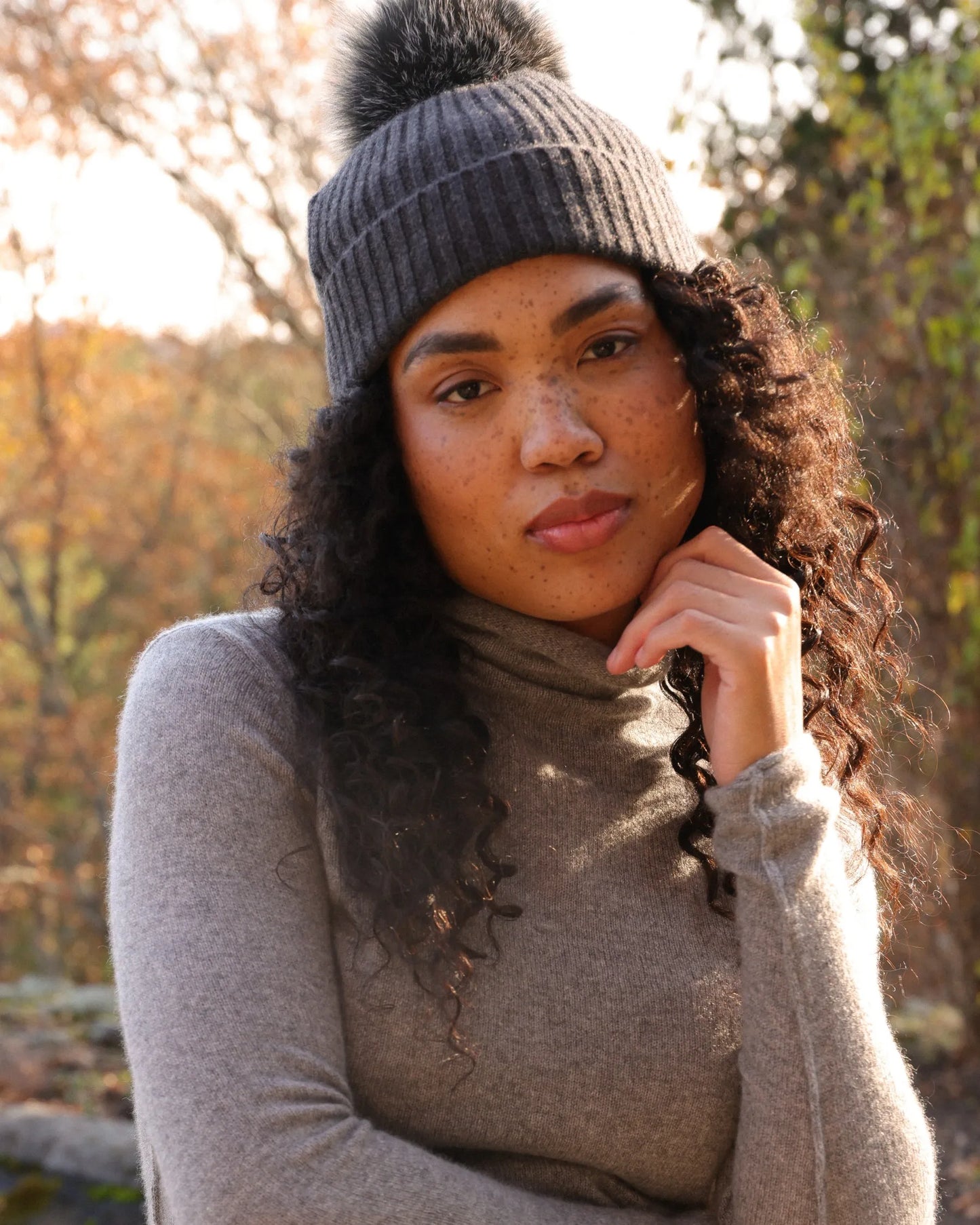 Alashan Cashmere Ribbed Fox Pompom Hat