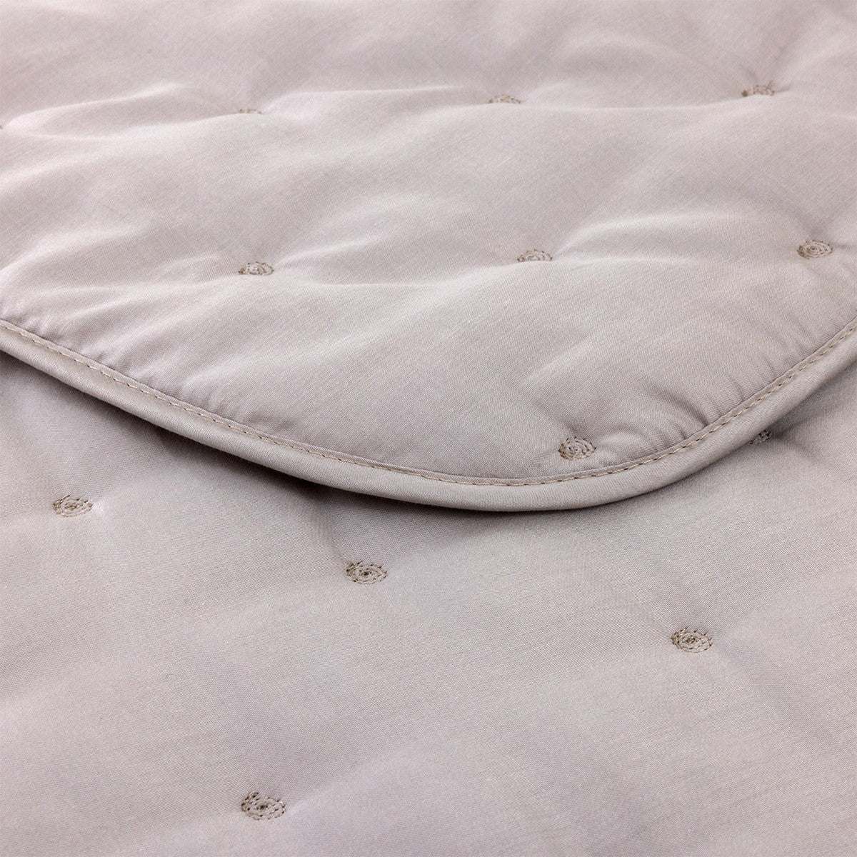 Yves Delorme Triomphe Quilted Coverlet - Loutre