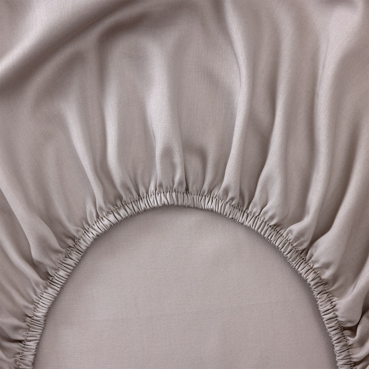 Yves Delorme Triomphe Fitted Sheet - Loutre