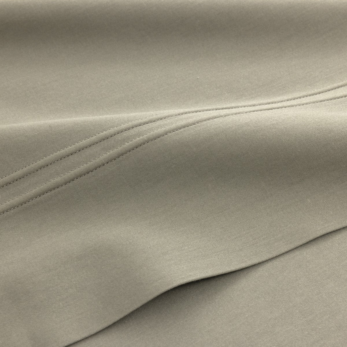 Yves Delorme Triomphe Flat Sheet - Kaki