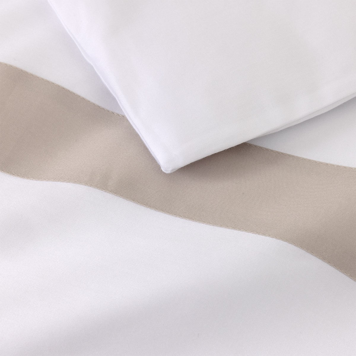 Yves Delorme Linea Duvet Cover - Loutre